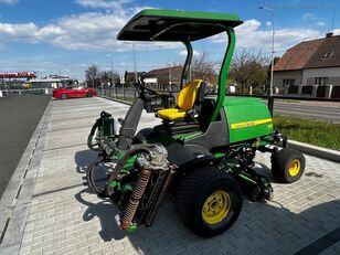 трактор газонокосилка John Deere 8500