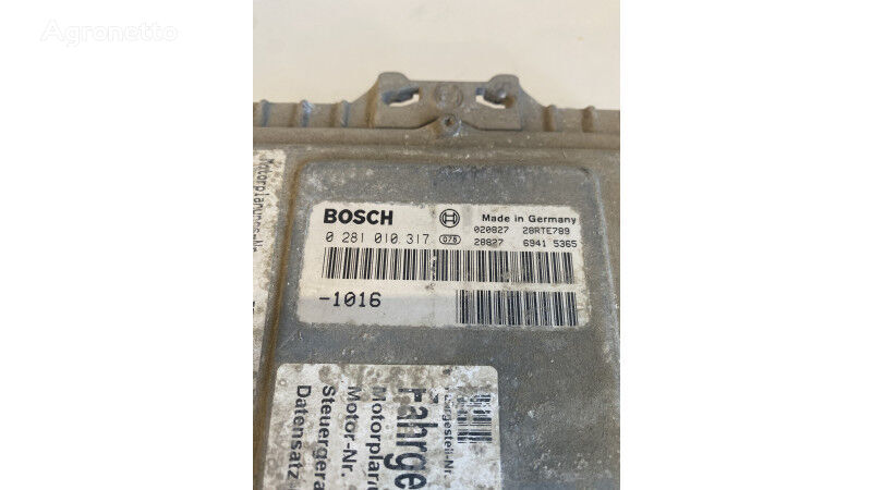 блок управления Bosch 0281010317 для трактора колесного Fendt 930